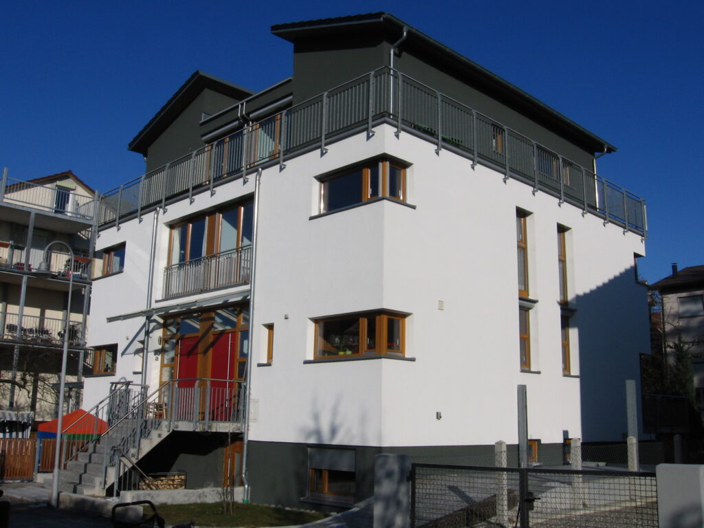 Straßenseite Doppelhaus Konstanz Paradies
